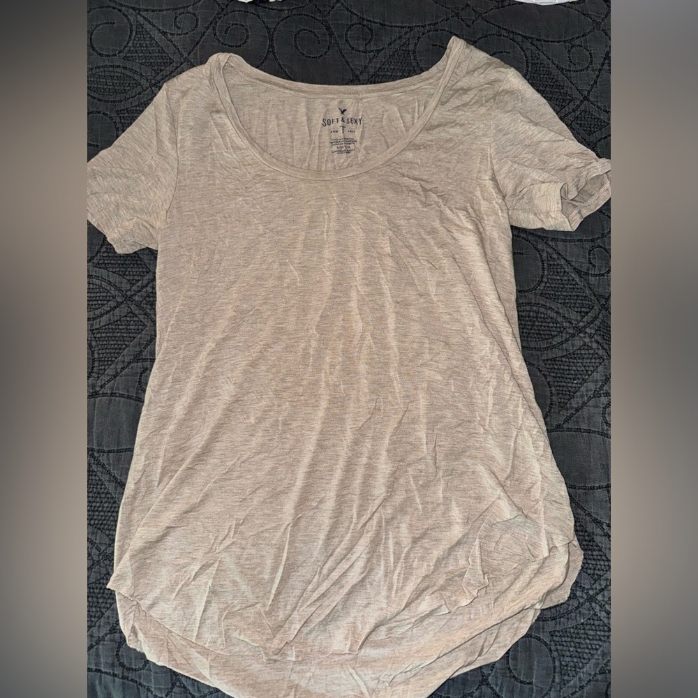 american eagle soft and sexy tee